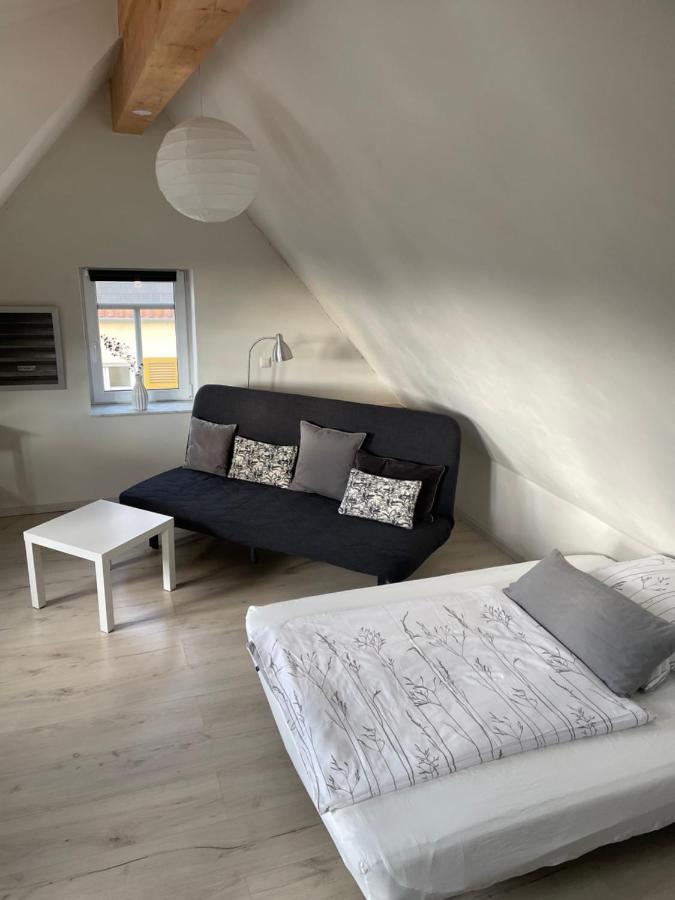 Komplettes Ferienhaus Fuer Bis Zu 4 Personen Dornheim Bagian luar foto